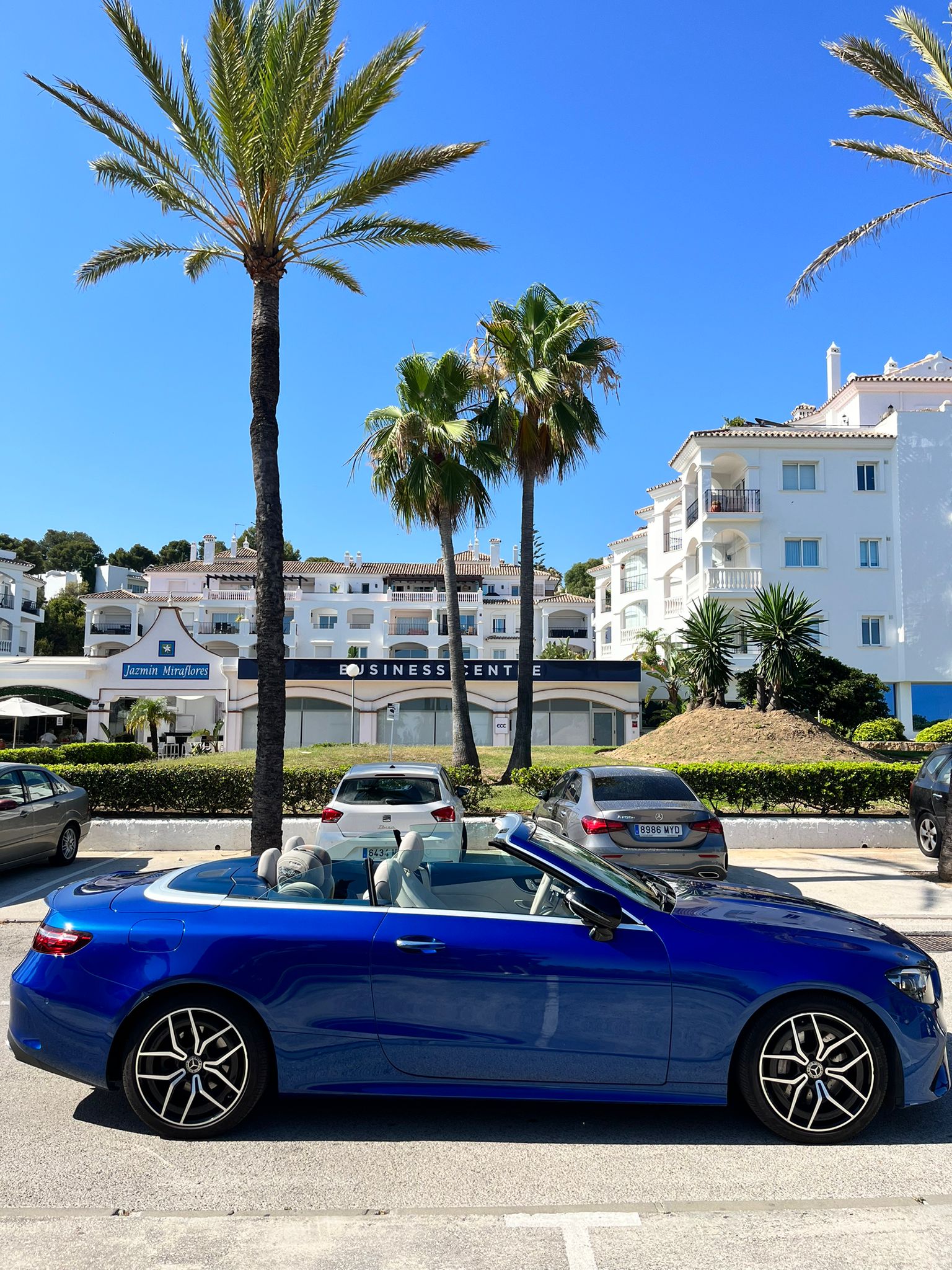 Mercedes-Benz E300 Cabrio 2